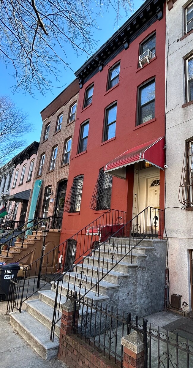 Photo - 100 Monroe St Unidad 1