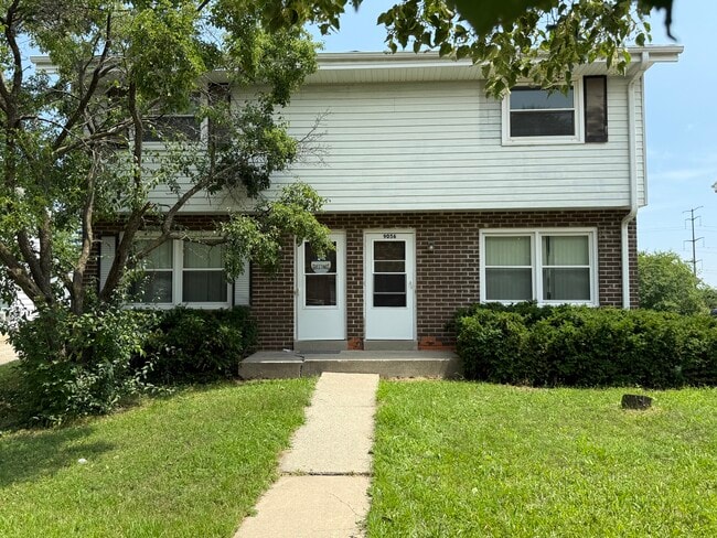 Building Photo - 9056 N Joyce Ave Rental