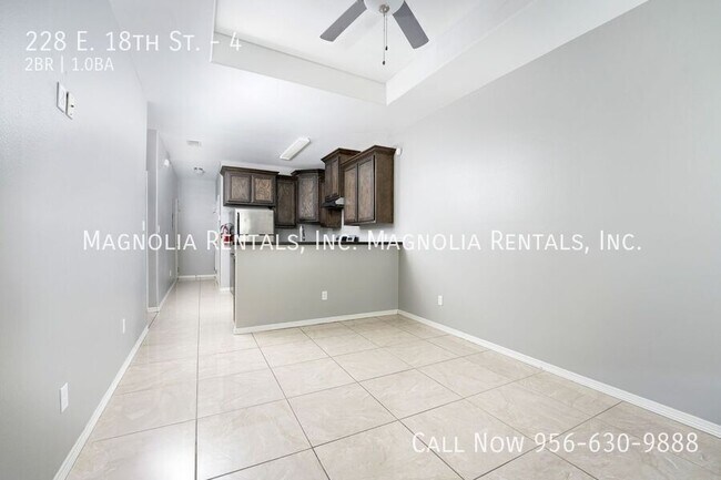 228 E 18th St Unit 4