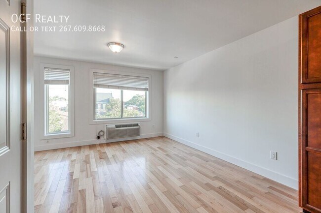 Building Photo - 4122 Haverford Ave Unit 7