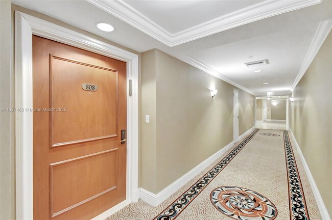 Photo - 2000 Island Blvd Unit 808