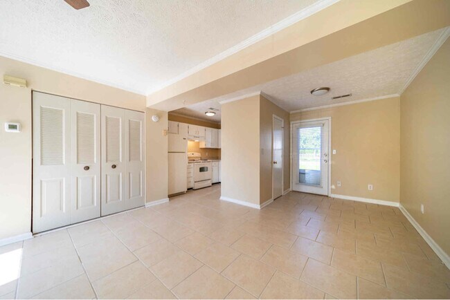 Photo - 75 Tinkerview Dr