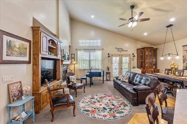 Photo - 1747 W Little Willow Cove