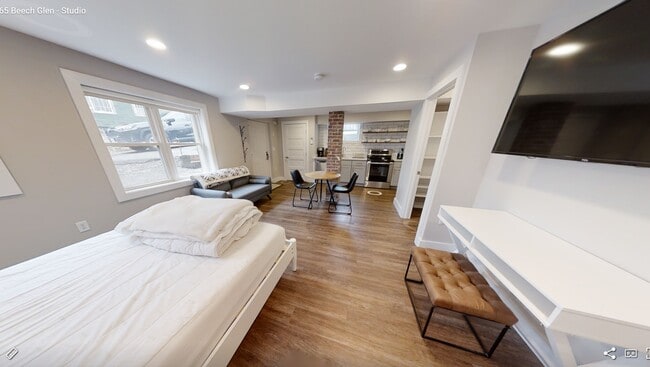 Photo - 65 Beech Glen St