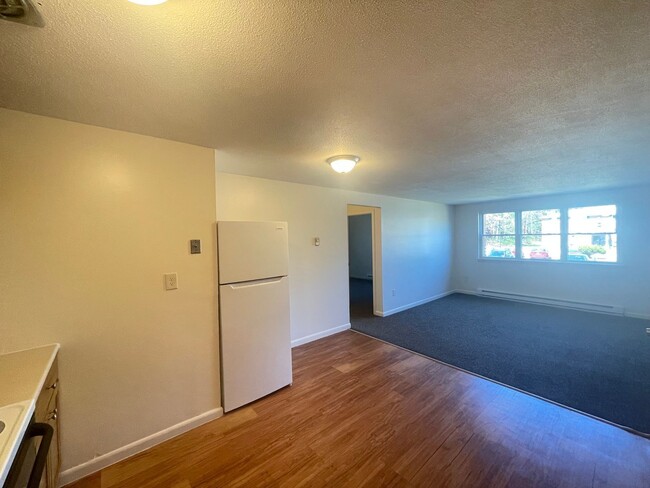 Photo - 173 Loudon Rd Unit Apartment 406