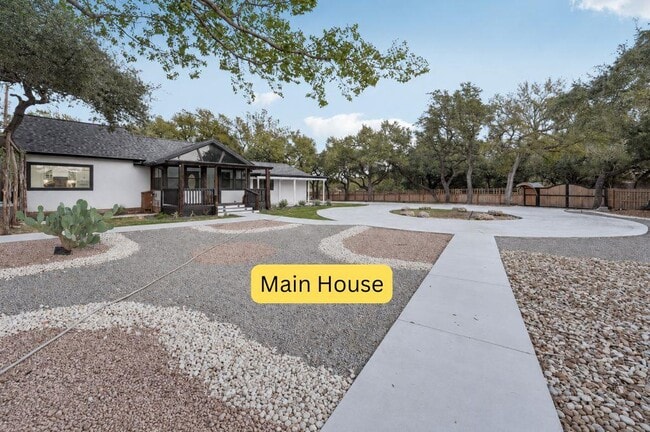 Photo - 1739 Starwood Dr