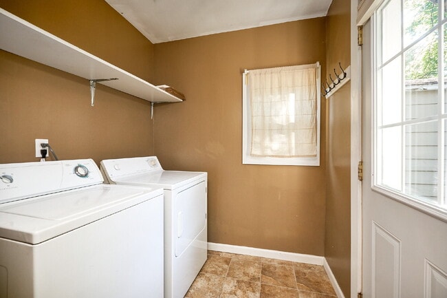 Photo - Charming 3-Bedroom Home in Minneapolis