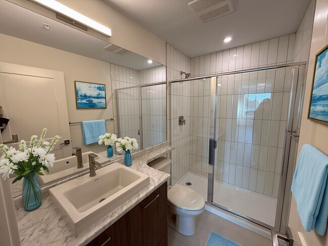 Photo - 5382-200 200 St