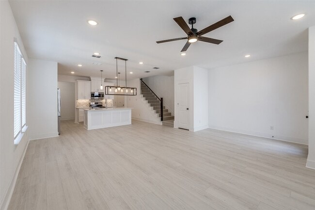 Photo - 830 Trace Hawk Ln