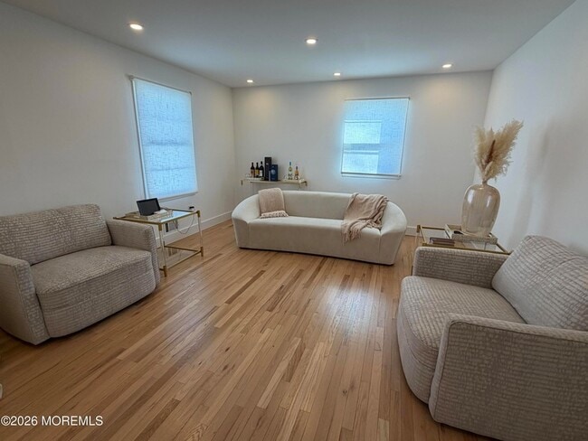 Photo - 534 Apple Dr