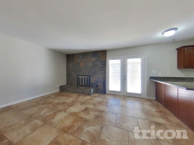 Photo - 9215 N 39th Dr