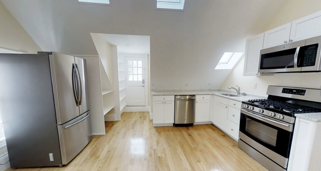 Photo - 89 Morrison Ave Unidad 2L Rental
