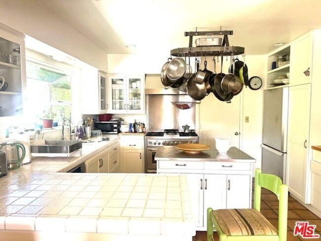 Photo - 1939 Westridge Terrace