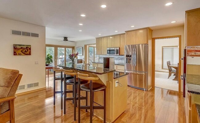 Photo - 4216 Morris Park Rd