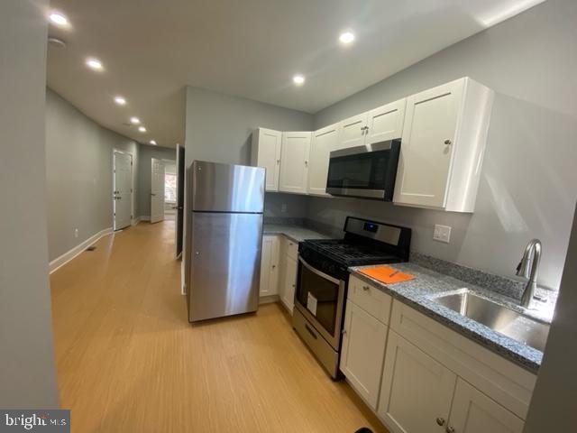 Building Photo - 4616R Pulaski Ave Rental