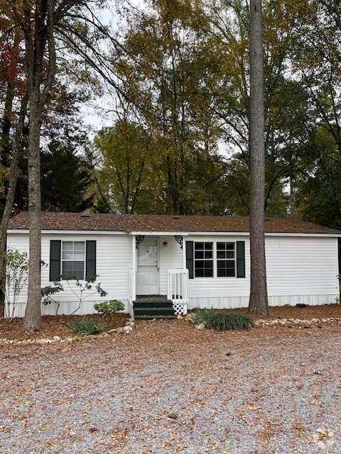 Building Photo - 880 Harmony Rd SE Rental