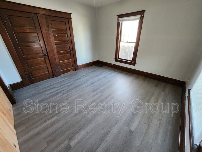 Photo - 715 S 16th St