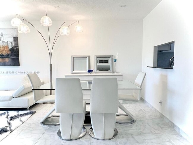 Photo - 5051 W Oakland Park Blvd Unit 204