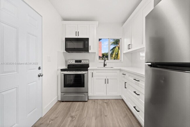 Photo - 1801 SW 5th St Unit 1801