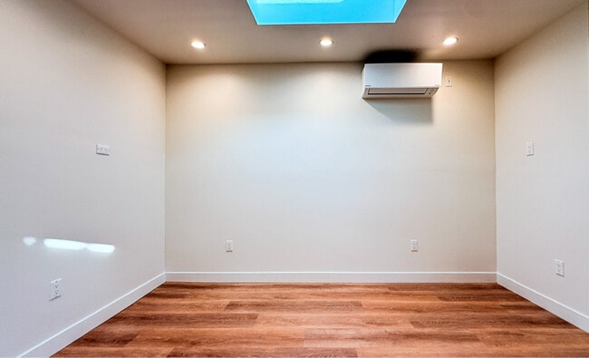 Photo - 546 W Ash Ave Unit A