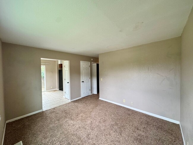 Photo - 230 SE 121st Rd Unit #1