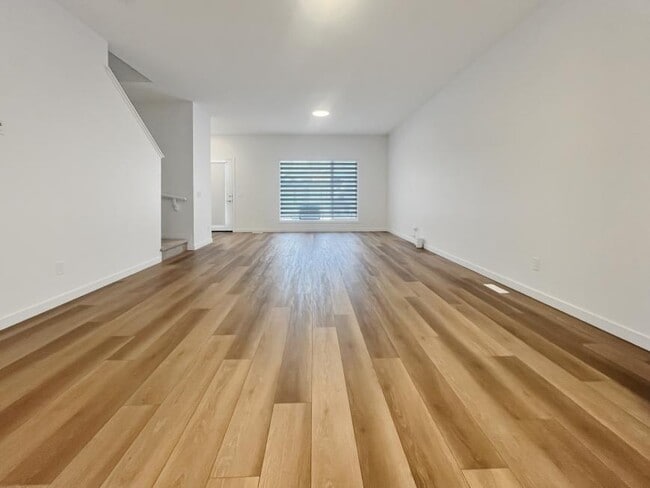 Photo - 3.0 bedroom in Edmonton Alberta T6W 2W2