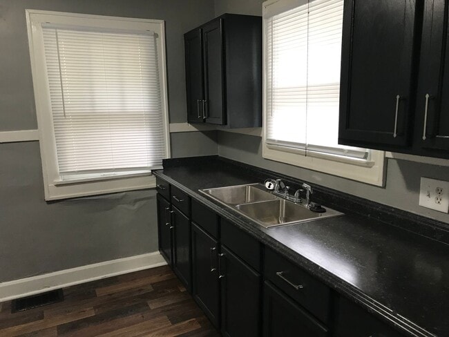 Photo - Near Downtown - 2 BR home