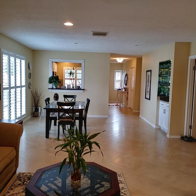 Photo - 8045 Eastlake Dr Unit 1-g