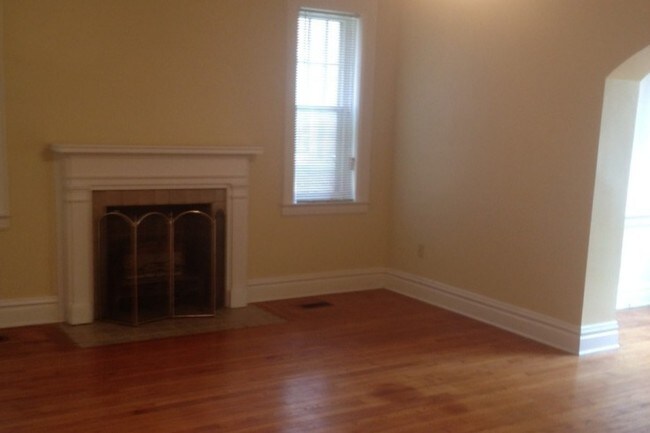 Photo - LaSalle Apartments