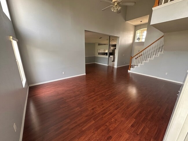Photo - 12550 Castlemain Trail