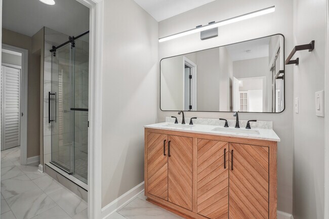 Photo - 3475 Oak Valley Rd NE