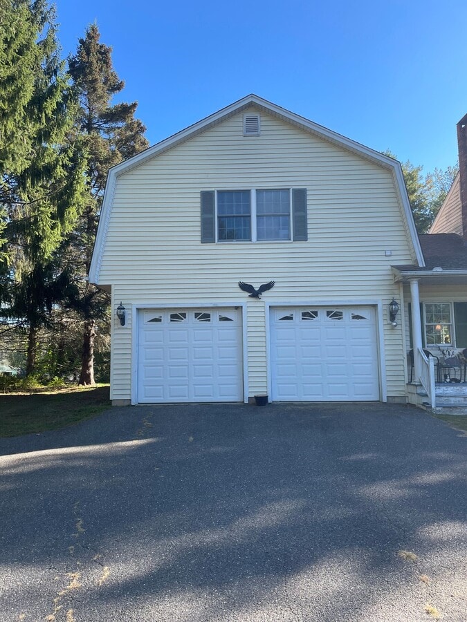 Photo - 243 Beach St