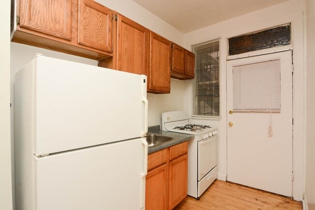 Photo - 700 W Barry Ave Unit N3