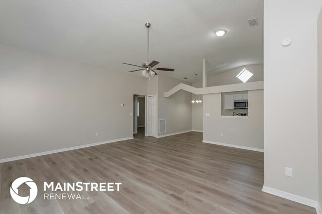 13404 Laraway Dr