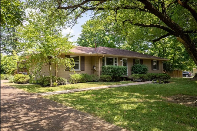 Photo - 260 Binkley Dr House