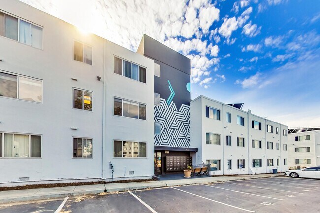 Photo - ArtHaus Oakbrook