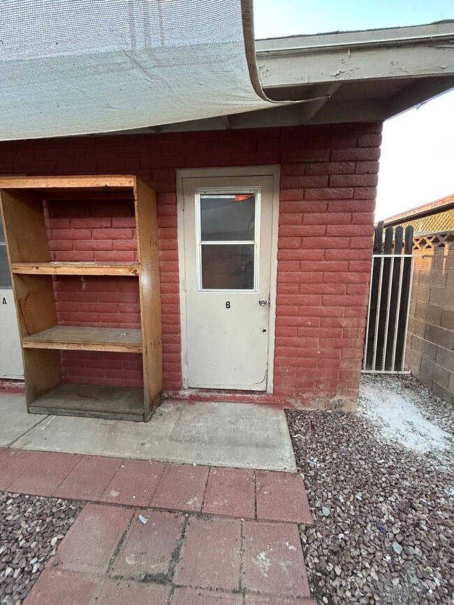 Photo - 1101 N April Cir Unit #B