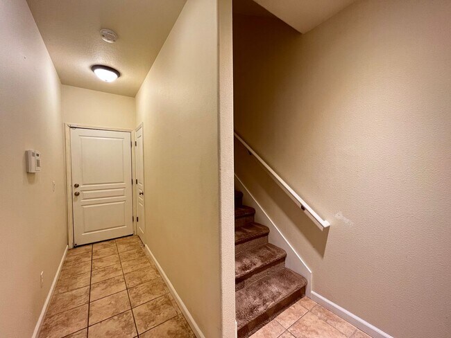 Photo - Beautiful 2 Bed + 2.5 Bath+ Bonus room Tow...