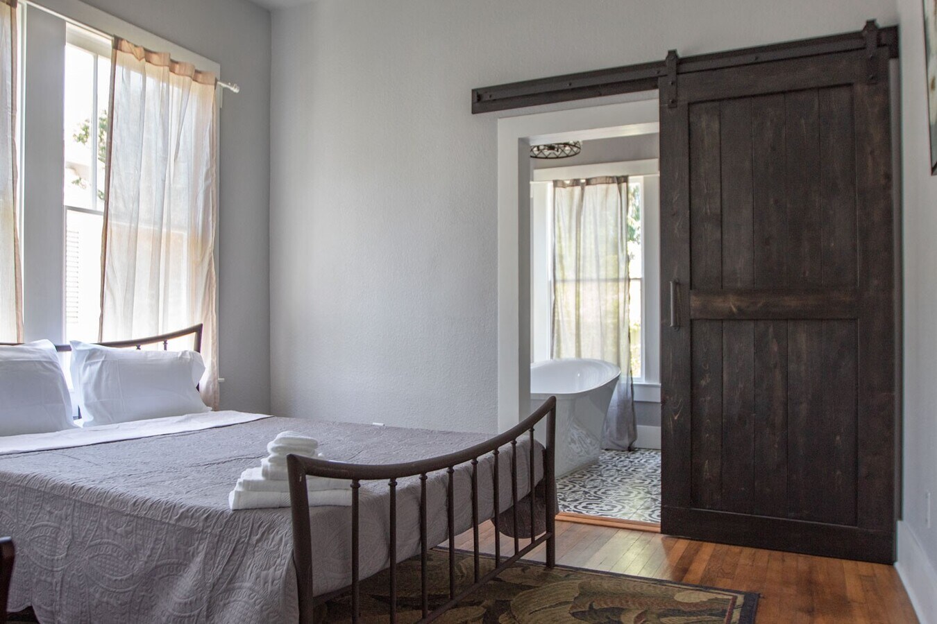 Photo - 1911 34th St