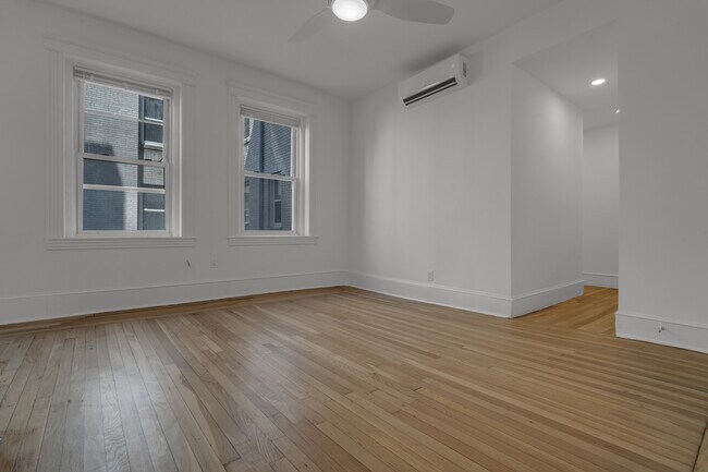 Photo - 1082 Commonwealth Ave Unit 205
