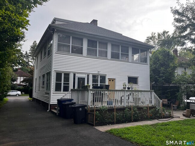 Photo - 21 Elmwood Rd
