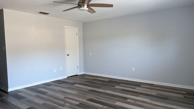 Photo - 3924 SW 26th Dr