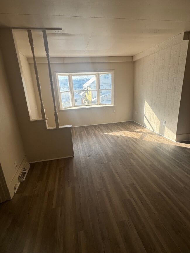 Photo - 1512 Woodmont Ave