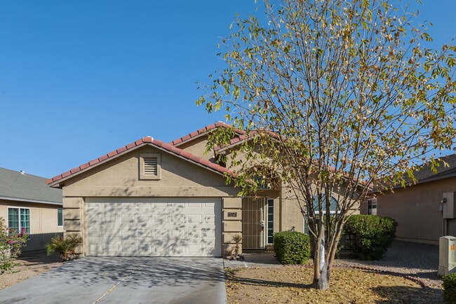 Building Photo - 2718 W Pecan Rd