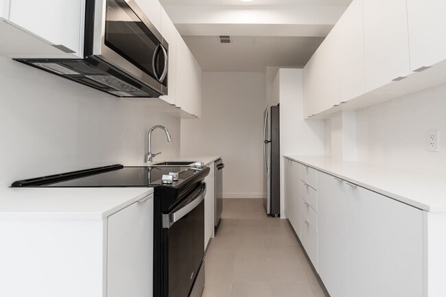 Photo - 5 Mallory Gardens Unit 801