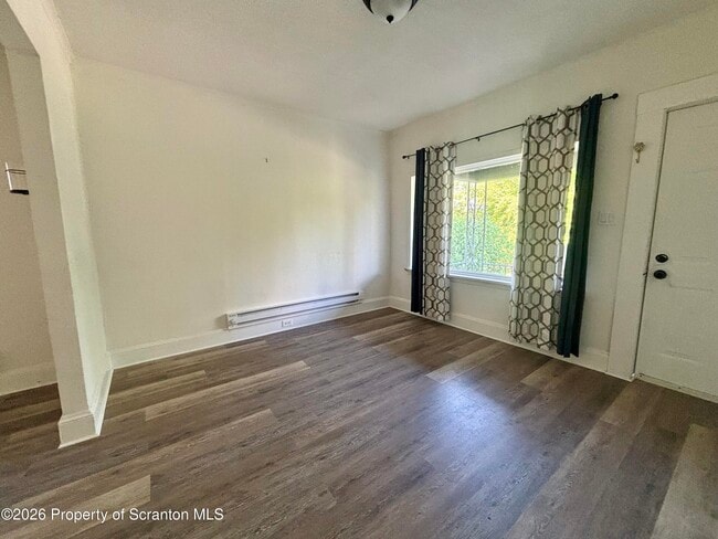 Photo - 1262 S 6th Ave
