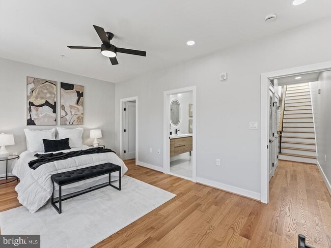 Building Photo - 4320 7th St NW Unit 2