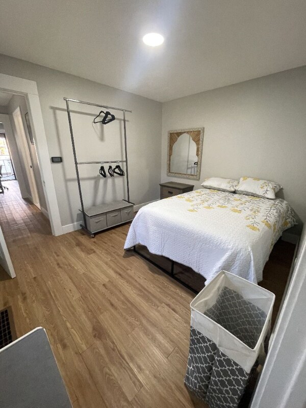 Photo - 1308 N Gladstone Ave Unidad 1308