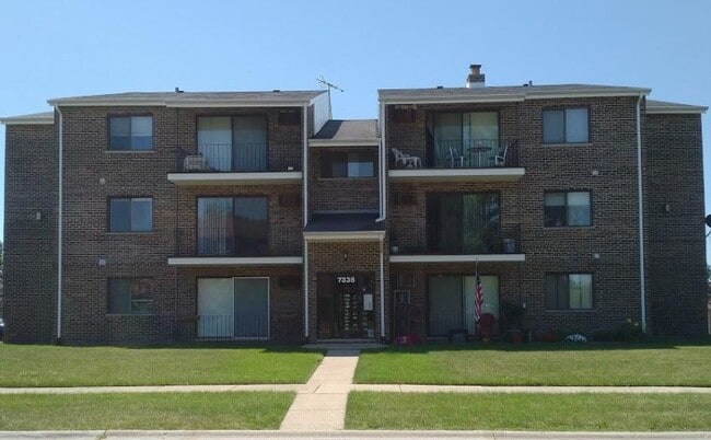 Building Photo - 7335 Tiffany Dr Rental