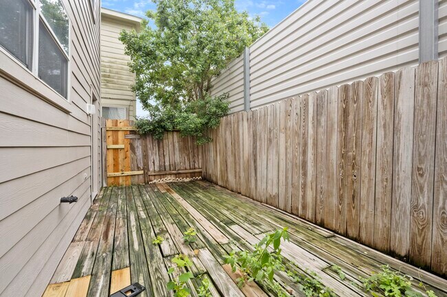 Photo - 11911 Chetman Dr